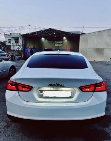 заводские тонированные стекла: Chevrolet Malibu: 1.5 л | 2017 г. 16200 км Седан — 2