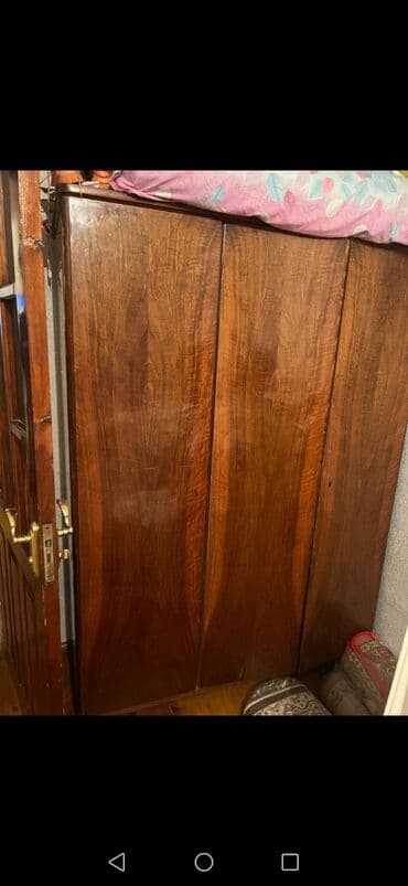 Açılan, 3 qapılı Şifonyer lalafo.az -da Açılan, 3 qapılı Şifonyer