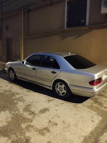 r15 5 bolt: Mercedes-Benz E-Class: 2.3 l | Sedan — 6