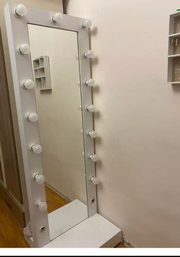 asperatorlar: Ağ rəngdə olan mətbəx mebeli dəsti. Qaz plitəsi və aspirator üçün — 23