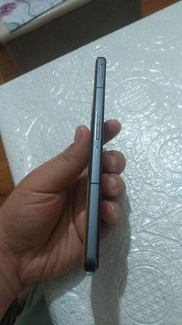 Poco F4 GT, 256 GB, rəng - Sarı, Sensor — 1