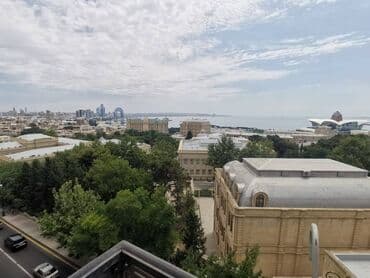 at yalında evlər: Bakı, 4 otaqlı, Köhnə tikili, m. İçərişəhər, 120 kv. m — 1