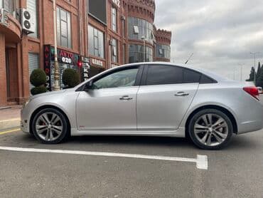 en ucuz maşınlar: Chevrolet Cruze: 1.4 l | 2014 il 273700 km Sedan — 4