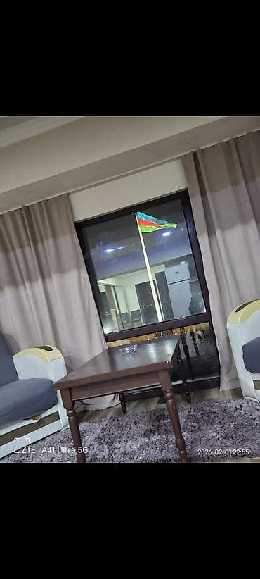 Сдается квартира на долгосрочный период. 14 этаж, мансарда. Свежий