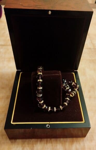 kehraba tesbeh: Səhifədə olan digər elanları görmək üçün İlahə adın üzərindən sıxın❗ — 3