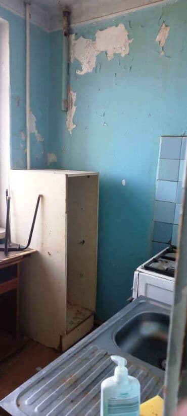 ipotekada olan evlerin satisi: Bakı, 1 otaqlı, Köhnə tikili, m. Qara Qarayev, 35 kv. m — 9