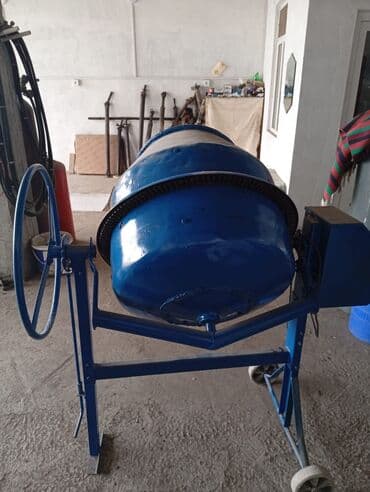 Betonqarışdıran (mikser) aparat - Elektriklə işləyən baraban tipli