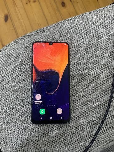 Samsung Galaxy A50, rəng - Mavi, Qırıq — 9