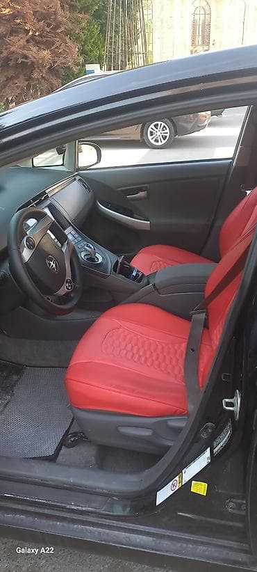 afdamabiler: Toyota Prius: 1.8 l | 2011 il Hetçbek — 7