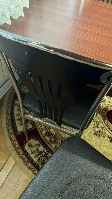 Masalar və oturacaqlar: 30m stol,3stul — 2