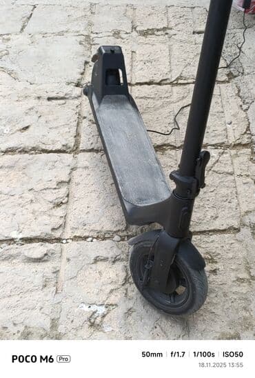 elektrikli sukuttur: Elektrik skuter - Rəng: qara, kompakt və möhkəm konstruksiya - Geniş — 3