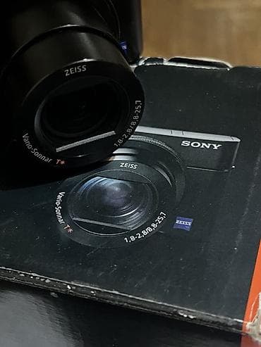 usb vifi: Sony kompakt fotoaparat – RX100 seriyası (ZEISS Vario‑Sonnar T* — 10