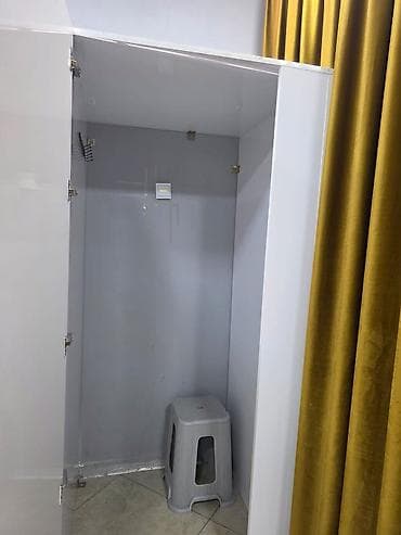 rack: Magaza ucun geyim skafi . 2 eded Qiymet 150 azn (1) Unvan Babek pr — 2