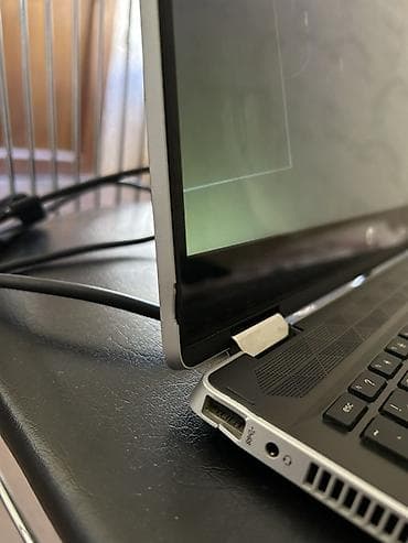 HP: İşlənmiş HP Pavilion, 14 ", Intel Core i5, 256 GB, Ödənişli çatdırılma — 2
