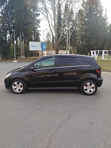 qazel farası: Mercedes-Benz B - klass Motor və korobka əladır.Korobkanı təzə — 5