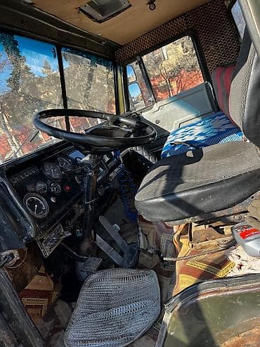 soyuducu maşın: KAMAZ 6x4 özboşaldan (saman/çınqıl/torpaq daşınması üçün) - Tam — 6