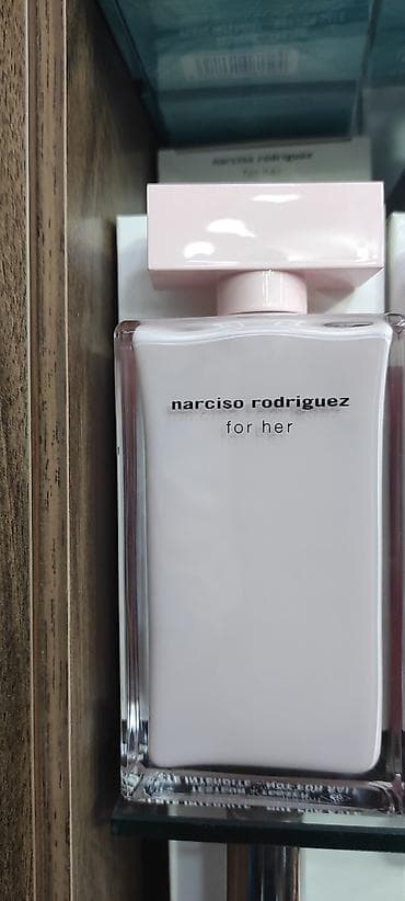 explore parfum: Narciso Rodriguez “For Her” – qadınlar üçün ətir - Nəşr: Narciso — 1