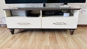 kitab rəfi qiymətləri: Düz TV altlığı, Polkalı, Laminat — 1