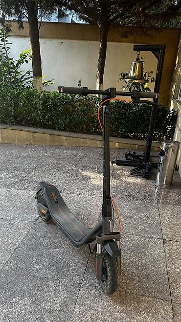 suru: Xiaomi 6 pro skuter modelidir -2 ay istifadə olunub -25 sürəti ilə — 1