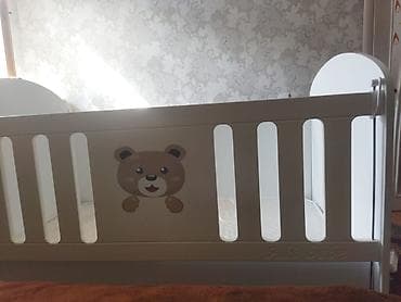 isti: Oğlan və qız üçün, Dördbucaq, Beşik, Dəstsiz, Matras ilə, Yellənmə mexanizmsiz — 4