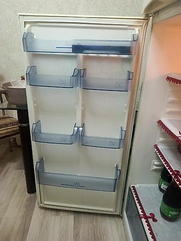 Vestel 1 qapılı soyuducu - Üst hissədə ayrıca dondurucu bölmə, bir — 4