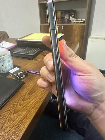 nvidia gt: Poco F4 GT, 256 GB, rəng - Sarı, Barmaq izi — 2