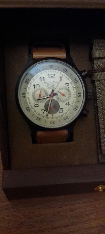 saat şamdan: Massimo Dutti Since 1985 Komplekt: •Saat 💣 •Remen 💣 •Remen 💣 •Kitabca — 4