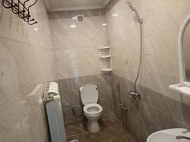 Bağ evləri: Göl mənzərəli həyət evi - Geniş, daş döşəməli həyət və eyvan: gölə — 6