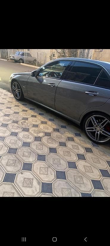 mercedes mostu: Mercedes-Benz E-Class: 1.8 l | 2011 il Sedan — 8