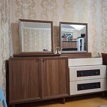 GuluxKamod satilir 130 azn Olcu 1.90_1.65 Hec bir problemi yoxdur