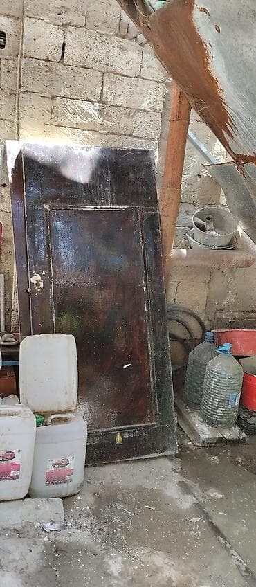 a3 vərəqi: Taxta giriş/otaq qapısı - Material: tam taxta (masiv), tünd qəhvəyi — 3