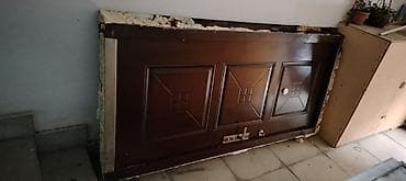 col qapi: Giriş qapısı – qəhvəyi rəng, klassik panelli dizayn (3 kvadrat relyef — 3