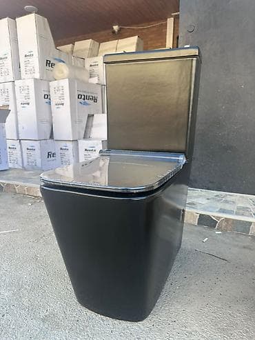 Unitaz. Unitazlar. Qara mat rəng. Divara tam yapışan model. Universal