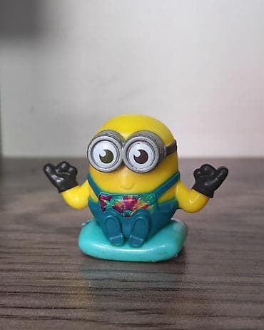 oyuncaq mikrofon: Minions temalı kiçik fiqur/oyuncaq - Rənglər: sarı bədən, mavi — 1