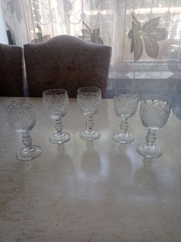 Qədəhlər, Xrustal