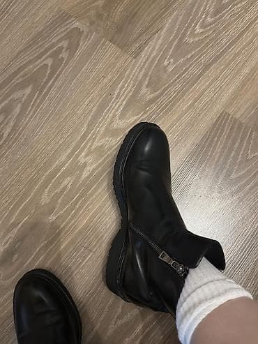 batinkalar: Prada qadın qısa dəri çəkmələri - Model kodu: 3T5880 - Ölçü: 39.5 - — 8