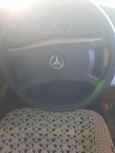 maşın vaz: Mercedes-Benz 190: 2 l | 1992 il Sedan — 6