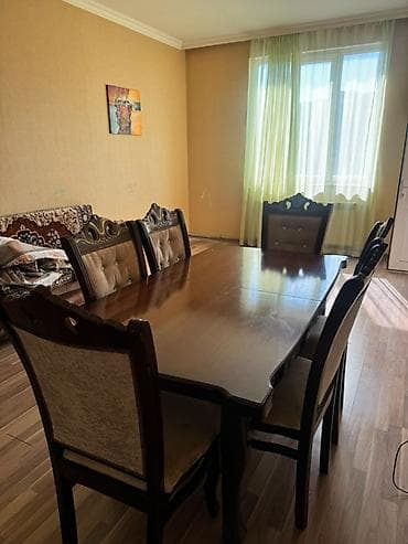 reception masa: Masa və 6 ədəd oturacaq birlikdə satılır. Qiymət 200 AZN Sağlam — 3