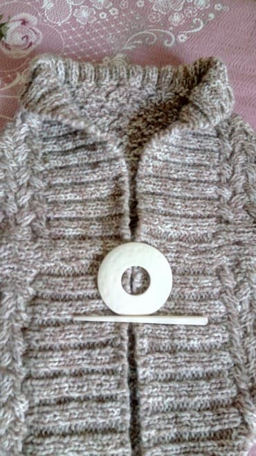 альпака кардиган бишкек: Toxunma kardiqan (tezedir). Qiymet-10azn. Вязаный кардиган (новый) — 2