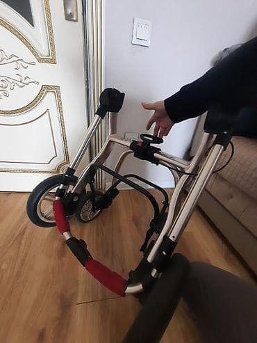 usaq lovheleri: Üçtəkərli araba, İşlənmiş — 4