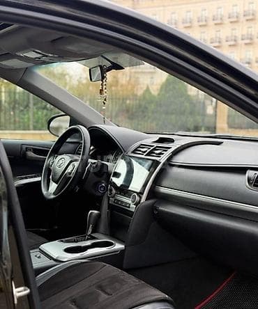 vaz 2115 ehtiyat hisseleri: Toyota Camry (VII nəsil, təxminən–2014 üslubu) – sedan, qara rəng — 4