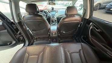 mercedes e class: Hyundai Grandeur (Azera) – qara rəngli biznes-sedan 🤝 Real alıcı ilə — 2