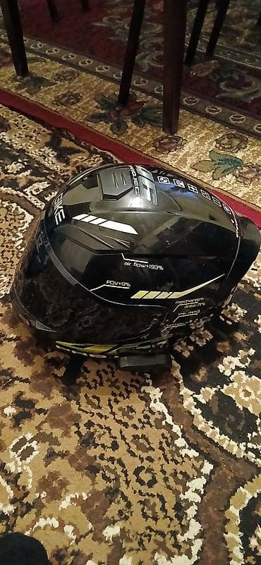 15 38 teker: Məhsul: GIKE tam üzlü motosiklet dəbilqəsi Xüsusiyyətlər: - Korpus — 2