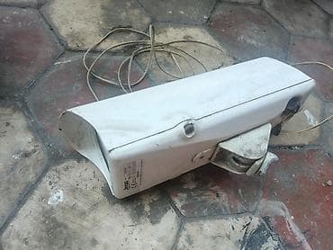 canon 2000: Köhnə kamera . İşləyib işləmədiyini bilmirəm dəqiq . Modeli şəkildə — 4