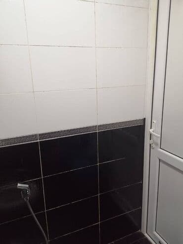 sibrizdə evlərin qiyməti: Bakı, 2 otaqlı, Köhnə tikili, m. Neftçilər, 60 kv. m — 4