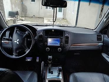 4 bolt disk təkər: Mitsubishi Pajero: 3 l | 2007 il 193346 km Ofrouder/SUV — 9