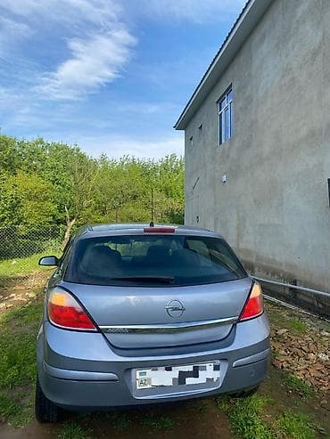 SALAM ALEYKUM maşın satılır udari vuruqu yoxdu problemsiz maşındı — 5