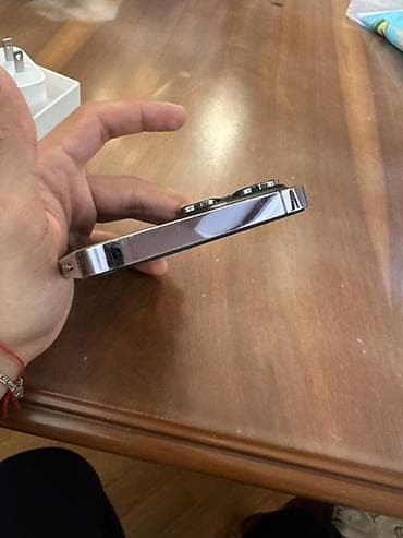 macbook pro ikinci el: IPhone 14 Pro Max, 128 GB, Deep Purple, Simsiz şarj — 4