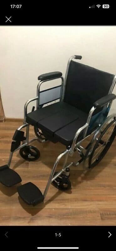 Tibbi geyim: Universal əlil arabası – əl ilə idarə olunan model - Dayanıqlı — 1