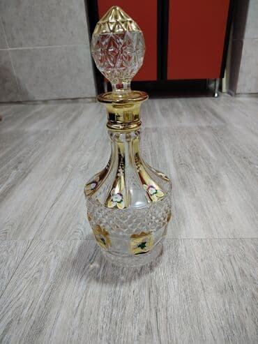 дома для вечеринок: Satılır. İşlənməyib. Təzədir.Qrafin və 6bakal. Ünvan Xırdalan — 4